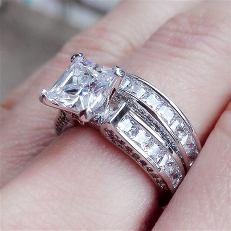 New Style Charm Couple Rings His Her Silver Color Princess Cut CZ Anniversary Promise Wedding Engagement Ring Sets